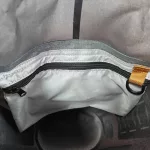 Rucsac impermeabil Zulupack® Indy 12L – IP67 Gri închis pentru drumeții și utilizare urbană